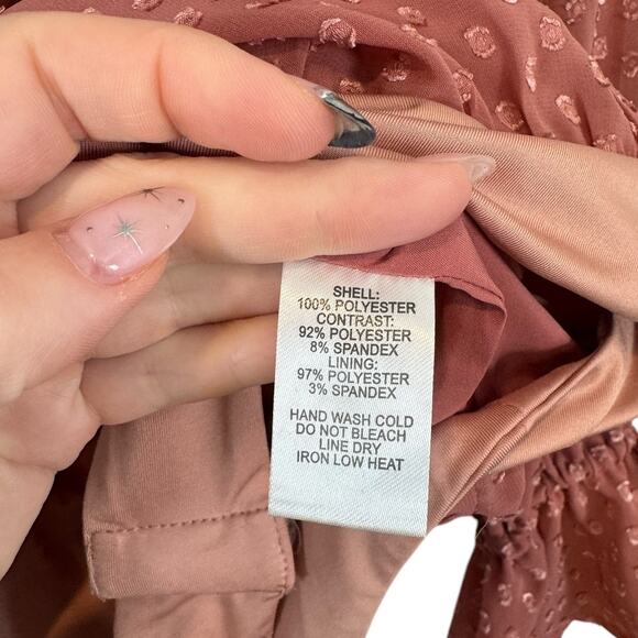 Lulu's Feeling Flouncy Mauve Swiss Dot Ruffle Off the Shoulder Bodysuit Small - Picture 6 of 7